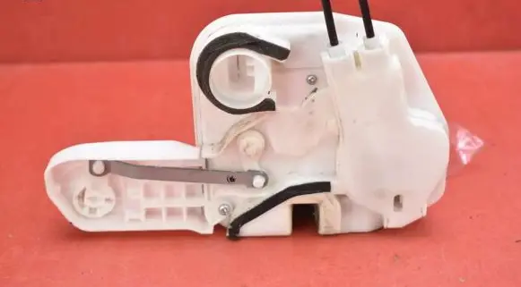 Mitsubishi ASX Front door lock