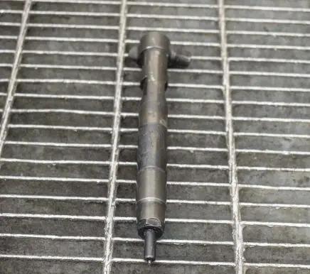 Mercedes-Benz C W204 Fuel injector