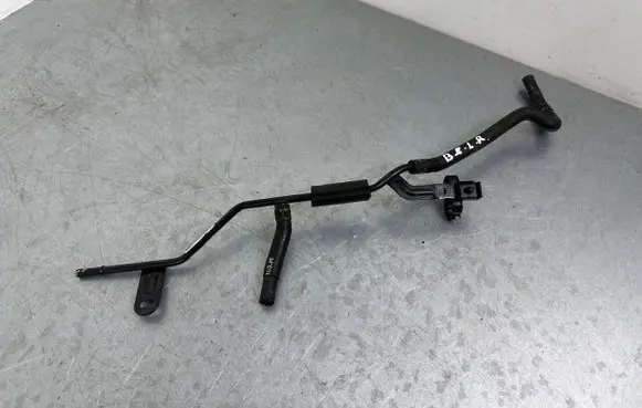 Volkswagen PASSAT B8 Engine coolant pipe/hose 5Q0121064BB 5Q0122449C