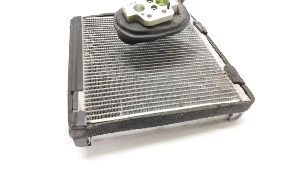 Volkswagen Golf Plus Air conditioning (A/C) radiator (interior) 3C1820103B 4460103375