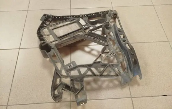 Mercedes-Benz GL X166 Rear bumper mounting bracket A1668800812