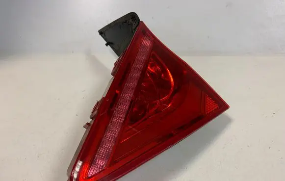 Audi A7 S7 4G Tailgate rear/tail lights 4G8945094A
