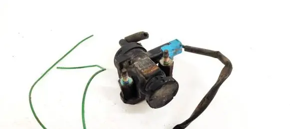 Citroen Berlingo Turbo solenoid valve 9635704380 8928400414