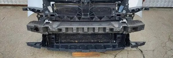 Volkswagen Touran III Radiator support slam panel