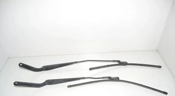 BMW X6 E71 Windshield/front glass wiper blade 7294569 7294570 61617294569