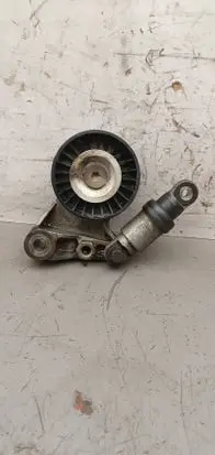 Nissan Patrol Y61 Generator/alternator belt tensioner 228571
