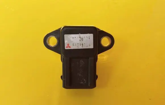 Mitsubishi Carisma Air pressure sensor E1T16571