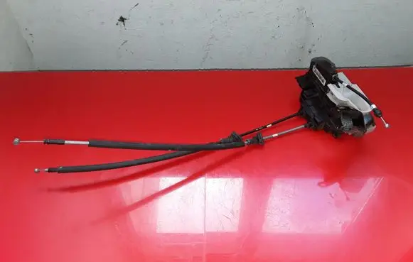 Hyundai Santa Fe Rear door lock 814202B000