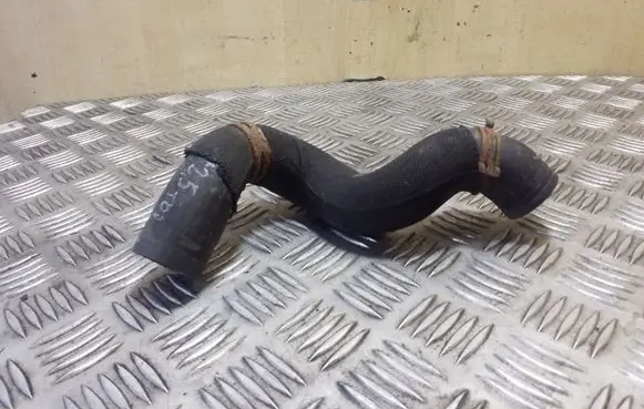 Audi A6 S6 C5 4B Engine coolant pipe/hose 4B0121101