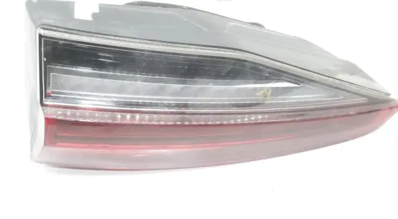 Skoda Octavia Mk4 Tailgate rear/tail lights 5E7945308B