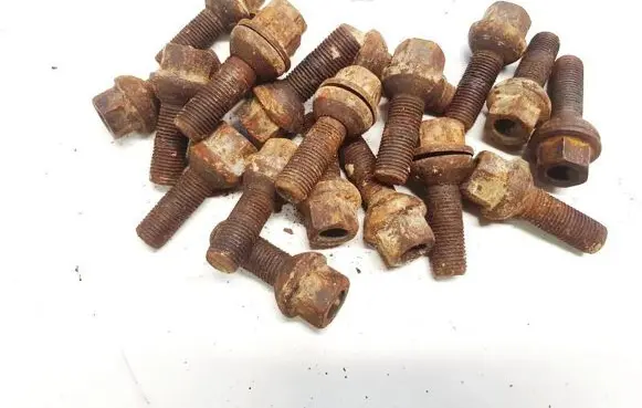 Ford Galaxy Nuts/bolts 