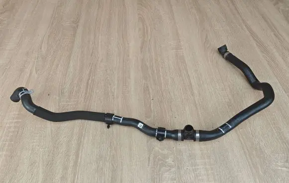 BMW X5 G05 Engine coolant pipe/hose 9398803