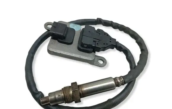 Mercedes-Benz C W205 Lambda probe sensor A0009053606 0009053606 5WK96682F