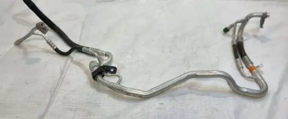 Ford Kuga II Air conditioning (A/C) pipe/hose GV6119E881PF