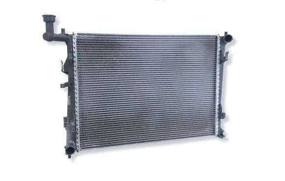 KIA Ceed Coolant radiator 253101H000