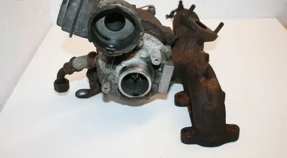 Volkswagen Golf V Turbo 038253016K 7518512