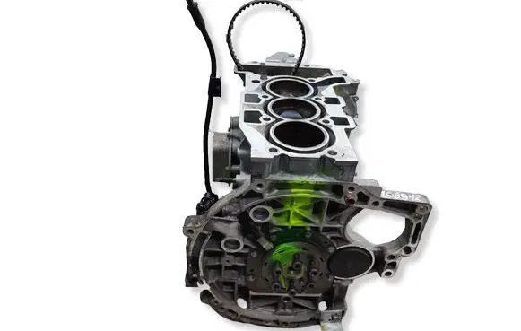 Peugeot 3008 II Engine block HN02