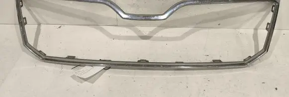 Skoda Superb B8 (3V) Front bumper upper radiator grill 3V0853761