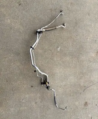 Air conditioning (A/C) pipe/hose