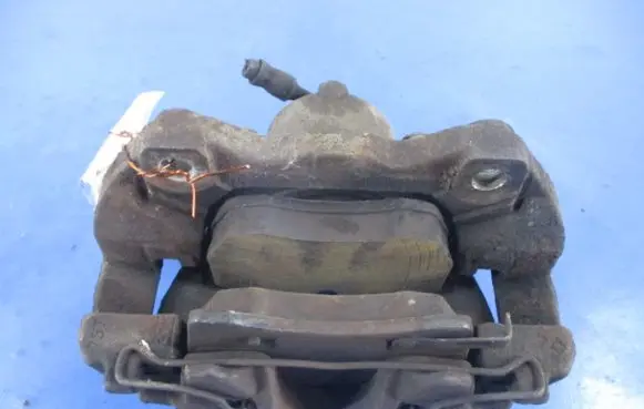 Opel Zafira B Front brake caliper
