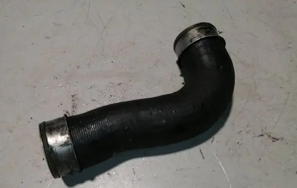 Volkswagen PASSAT B6 Intercooler hose/pipe 3C0145762S 3C0145832