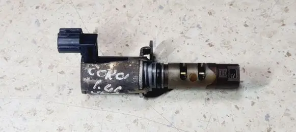 Toyota Corolla E120 E130 Camshaft vanos timing valve 1533022030 A04L0922301