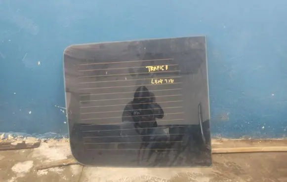 Renault Trafic II (X83) Rear windscreen/windshield window DOT24AS2M60 43R00048