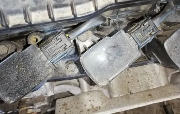 Honda Insight High voltage ignition coil sm11118 10630