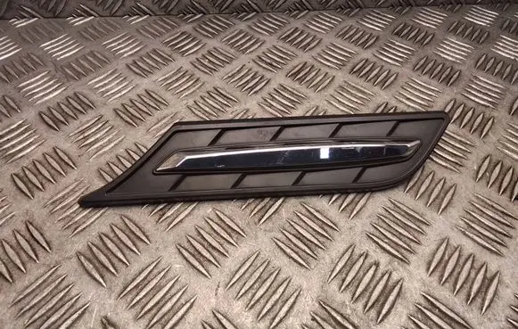 Suzuki Vitara (LY) Fender trim (molding) 7262154P0