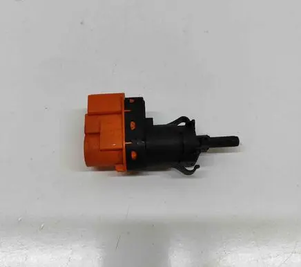 Brake pedal sensor switch