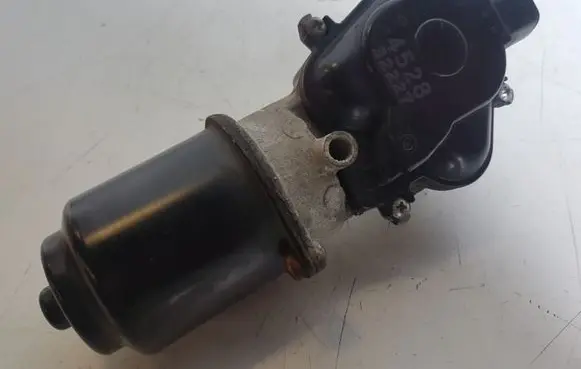 Nissan X-Trail T30 Wiper motor 452832227