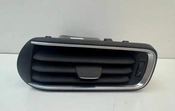 Maserati Levante Dashboard side air vent grill/cover trim 6700670600