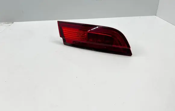 Jaguar XF X250 Tailgate rear/tail lights 8X2315K273CD 8X2315K273