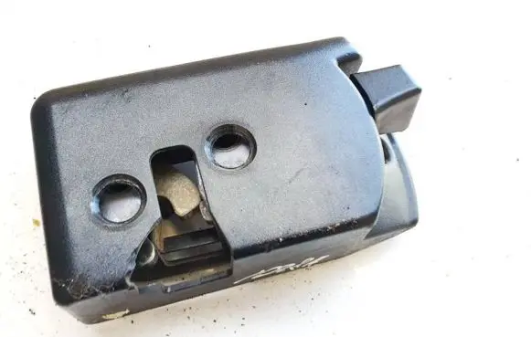 Audi 80 90 S2 B4 Seat back rest lock catch 8a5885879