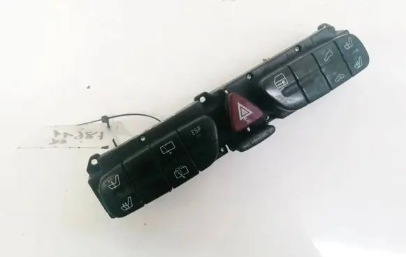 Mercedes-Benz C W203 Hazard light switch 2038210281 3306470401