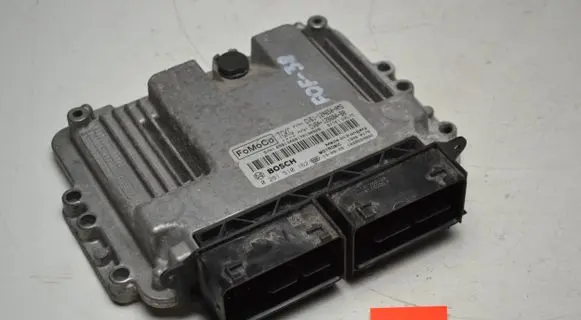 Ford Focus Engine control unit/module CV6112A650AMG CV6A12B684BB 0261S10162