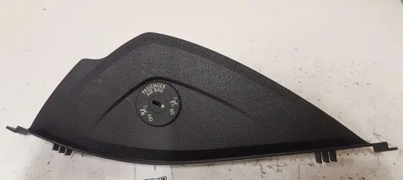 BMW 3 F30 F35 F31 Passenger airbag on/off switch 9196886