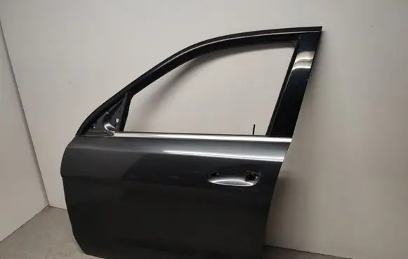 Mercedes-Benz ML W166 Front door A1667200105