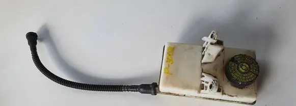 Peugeot 3008 I Brake fluid reservoir 03355815053