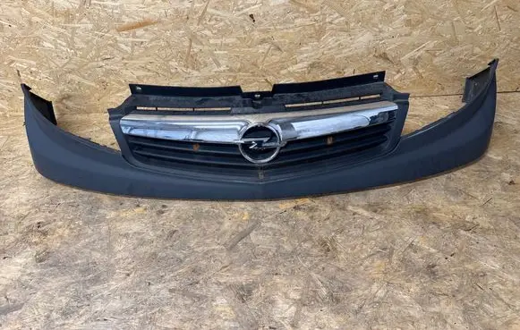 Renault Trafic II (X83) Front bumper upper radiator grill 623100248R 623100252R A23100249R