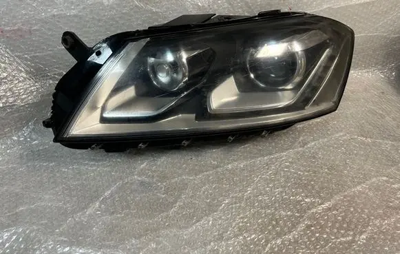 Volkswagen PASSAT B7 Headlight/headlamp 3AB941751
