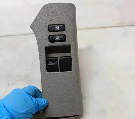 Toyota Yaris Electric window control switch 742320D110