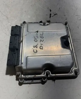 Citroen C8 Engine control unit/module 0281011334