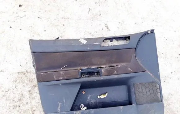 Volkswagen Polo IV 9N3 Front door card panel trim 6q4867011