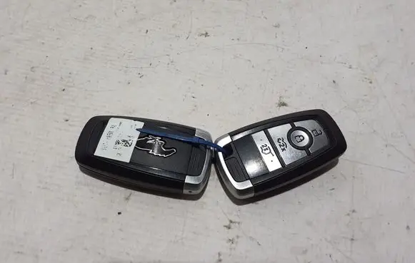 Ford Mach-E I Ignition key/card SX6T15K601BA
