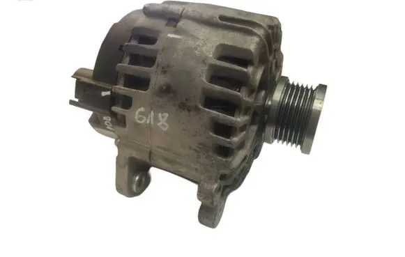 Volkswagen PASSAT B8 Generator/alternator 04L903023J