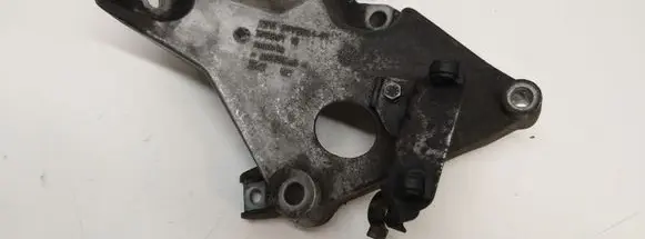 BMW 1 E81 E87 Engine mounting bracket 2211677504101 677504101 59280110