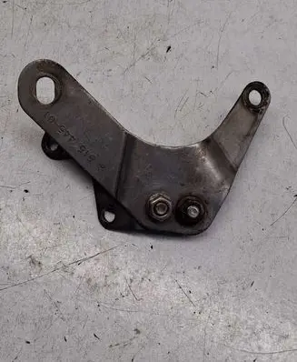 BMW 3 E90 E91 Muffler mount bracket/holder 8515445