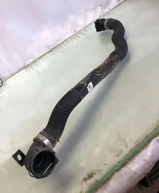 BMW X2 U10 Engine coolant pipe/hose 847366707