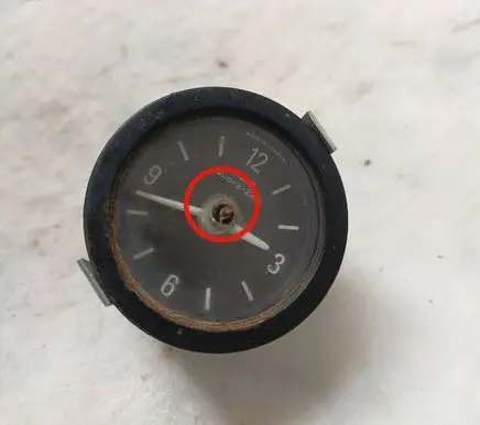 Mercedes-Benz 207 310 Clock